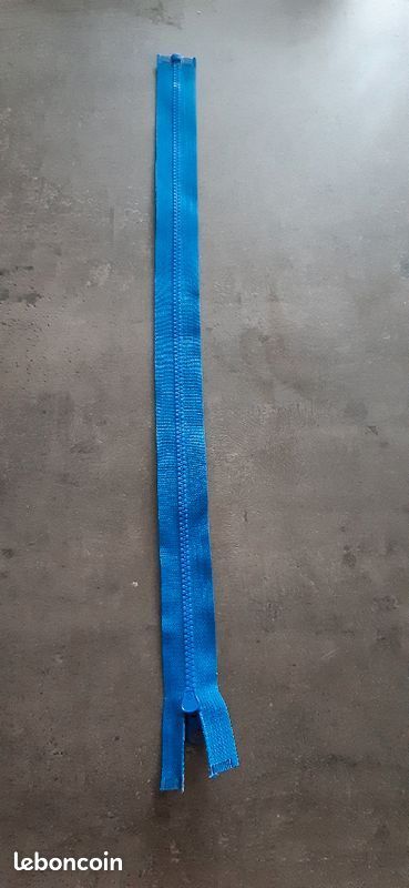 Fermeture éclair injectée séparable bleu royal 44 cm neuve (image 2)