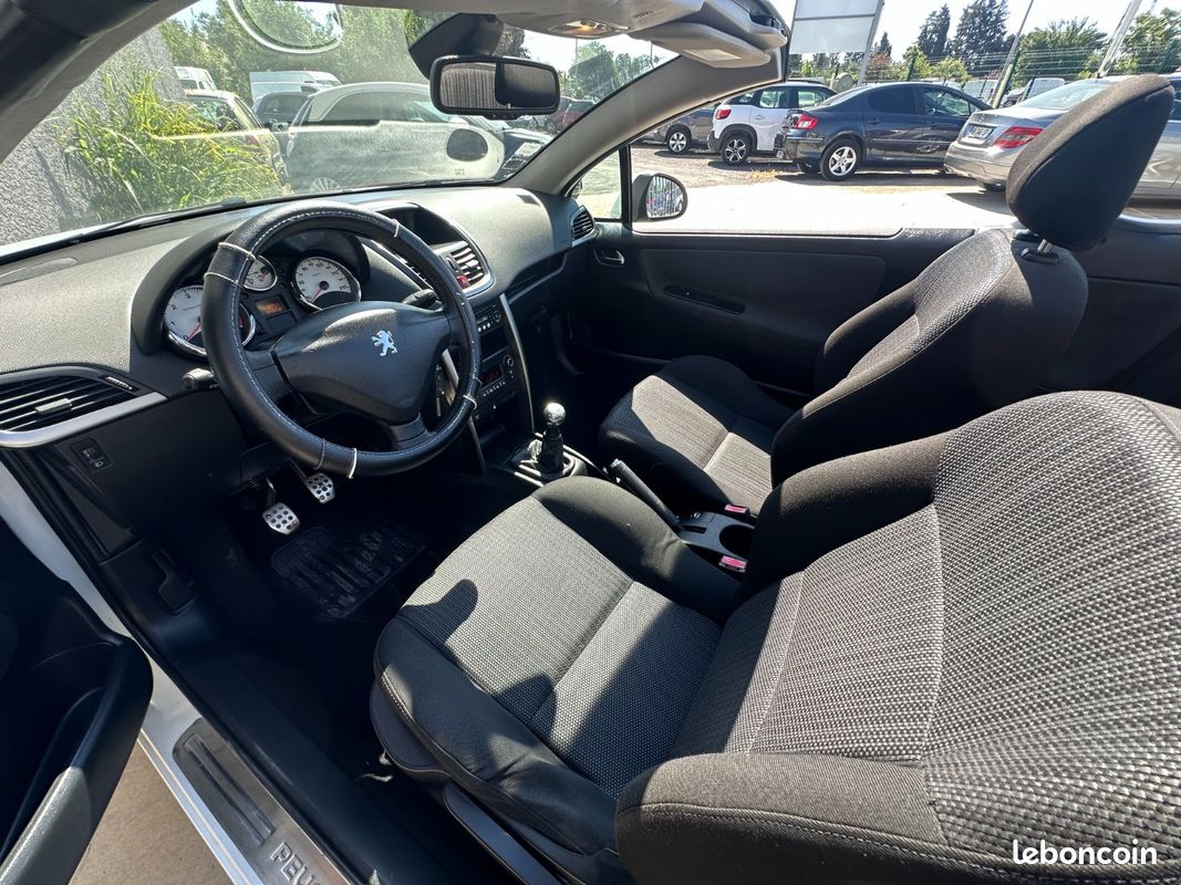Peugeot 207 CC Coupé-Cabrio 1.6 HDi 110ch Sport (image 6)