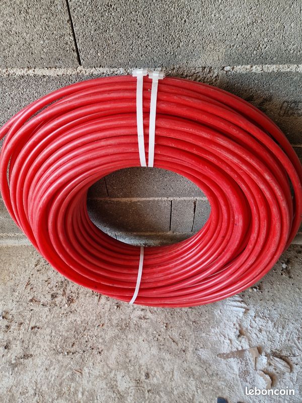 Per rouge eau chaude (image 1)