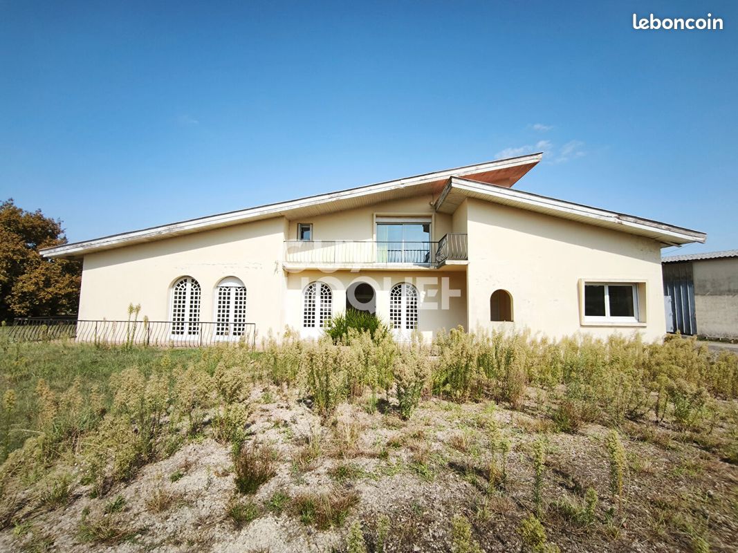 Maison 6 pièces 183 m² · à Grenade-sur-l'Adour · 183 m² · 139 000 €