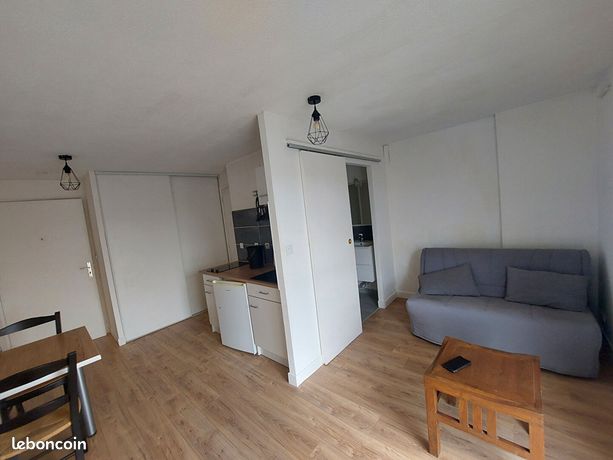 Studio 1 pièce 21 m²