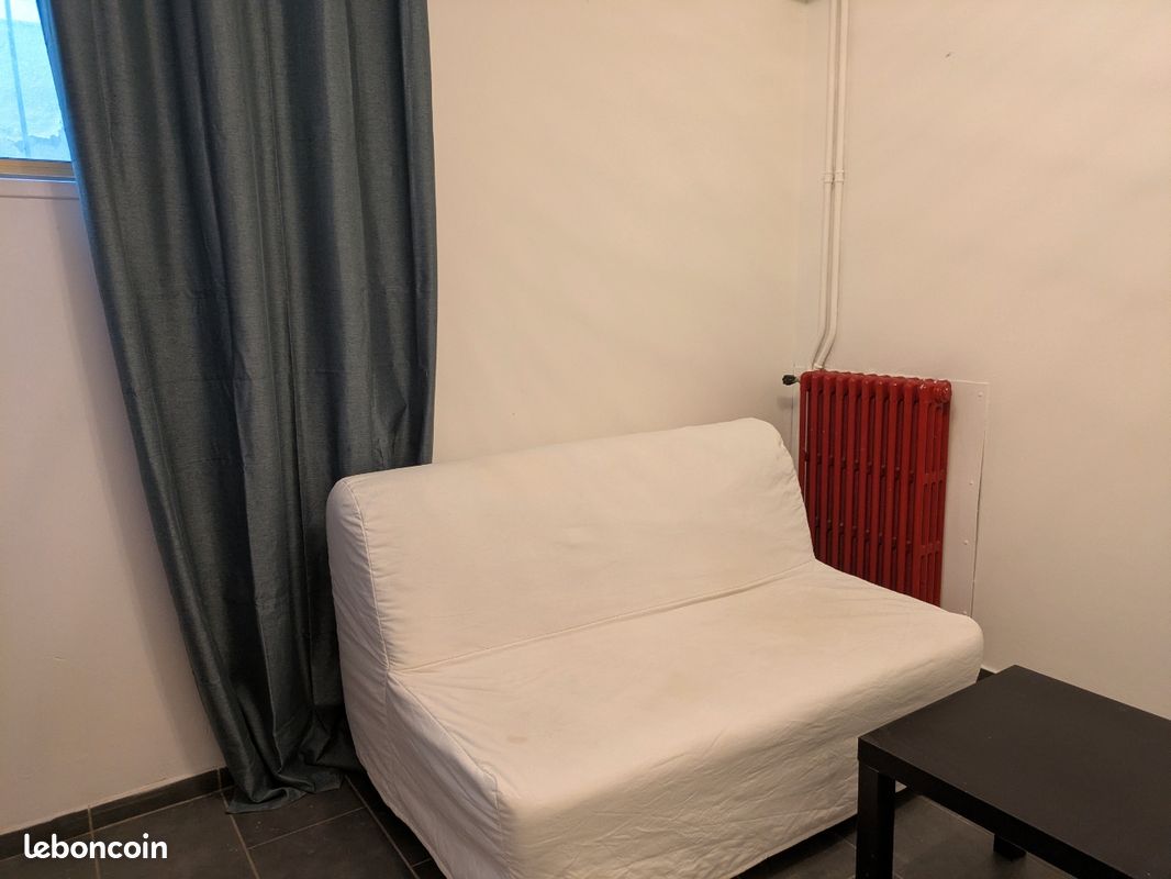 Studio meublé 10 M2 proche RER A (image 4)