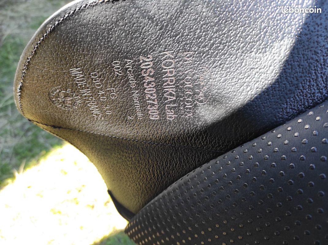 Selle D'endurance En Cuir Véritable Noir - Taille 14 à 18 Pouces - Pour Chevaux De Trait