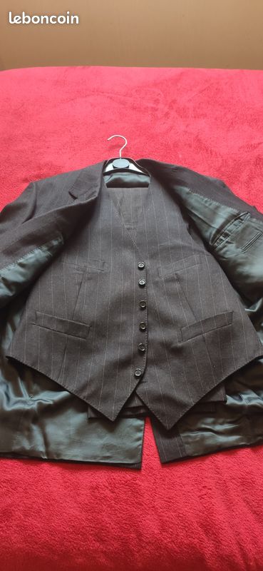 Vend costume trois pièces (image 2)