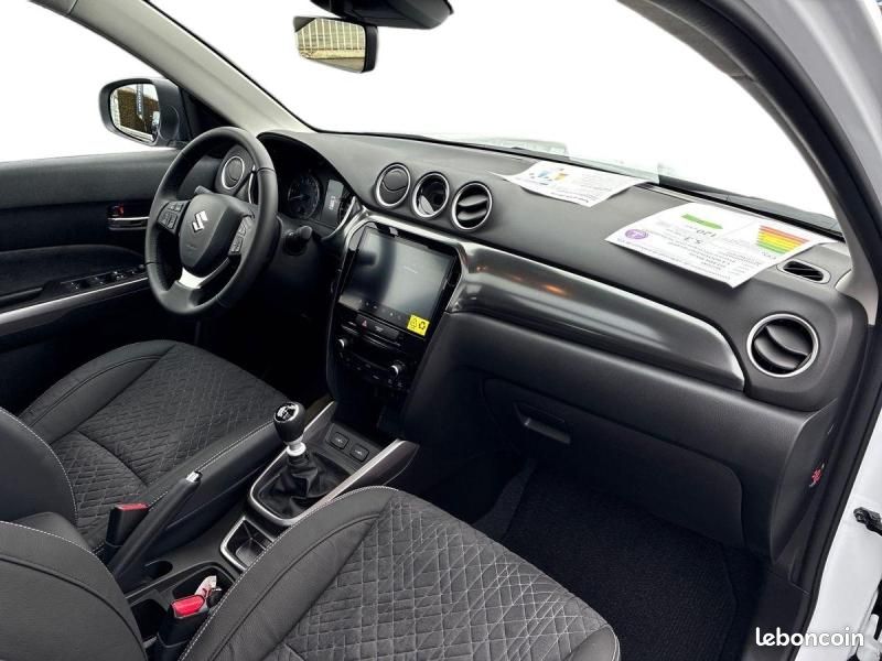Suzuki Vitara 1.4 Boosterjet Hybrid 110ch Style MY25 (image 11)