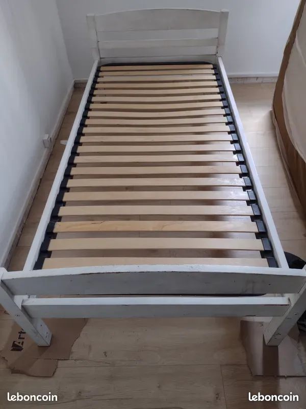 Lit en bois + sommier 1 place - 90X190 (image 1)