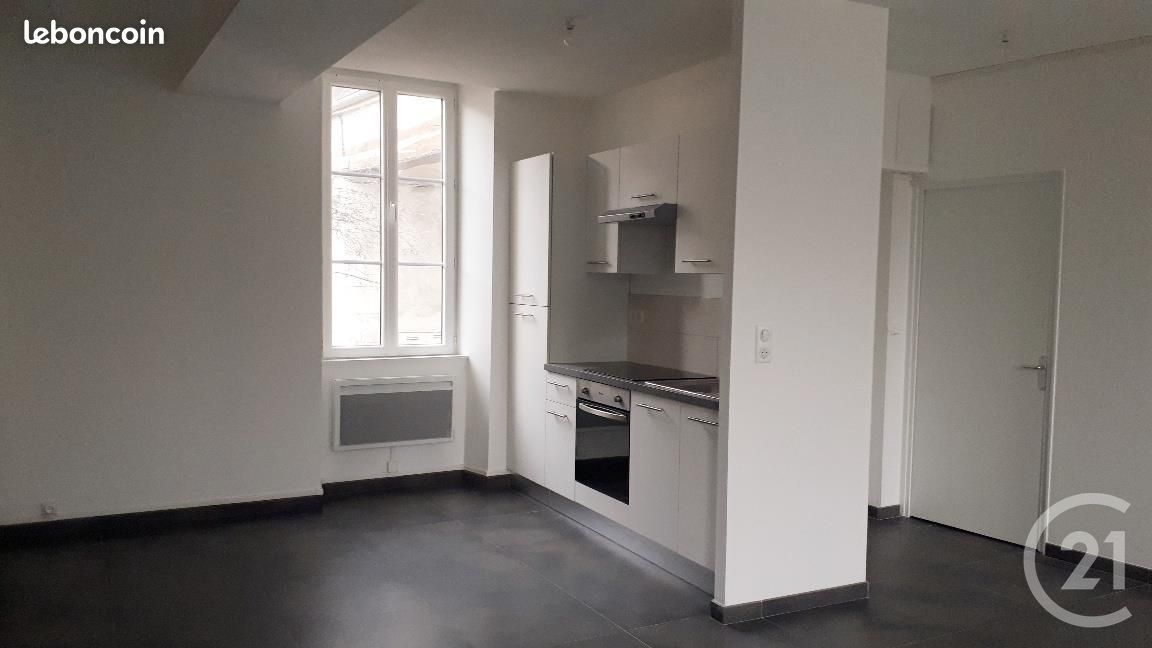 Appartement 3 pièces 51 m² · à Auxerre · 51 m² · 600 €
