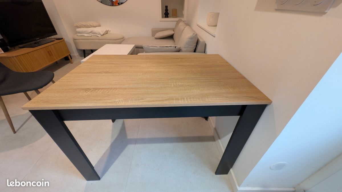 Table (image 1)