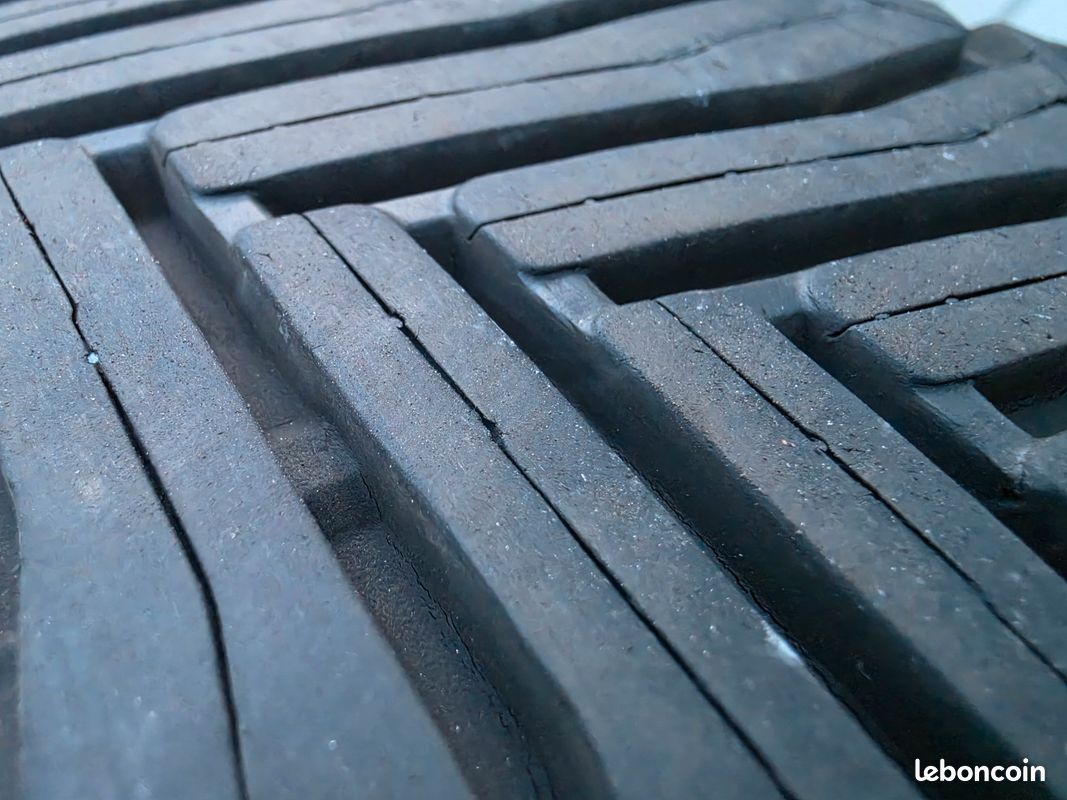 2 pneus 4 saisons 215/50/18 92W MICHELIN (image 3)
