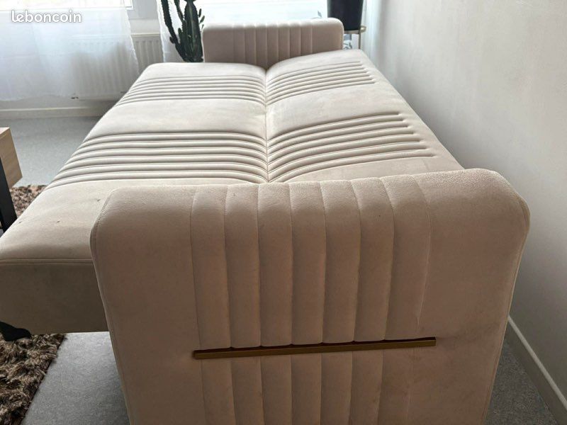 Canapé r (image 2)