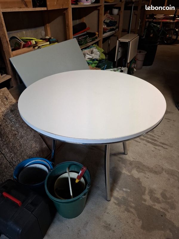 Table (image 1)