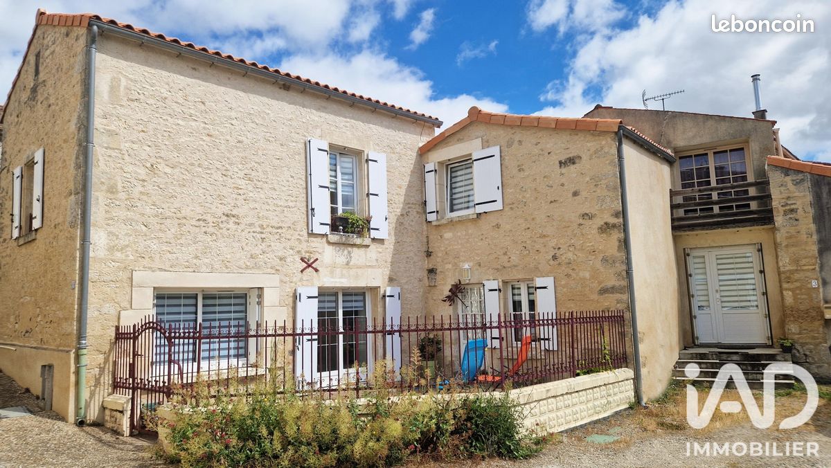 Maison 5 pièces 130 m² · à Xanton-Chassenon · 130 m² · 158 000 €