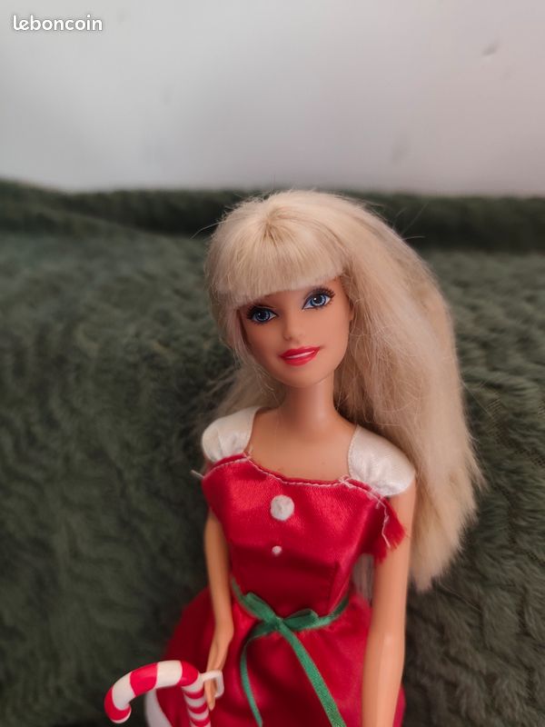 Barbie mère Noël (image 3)