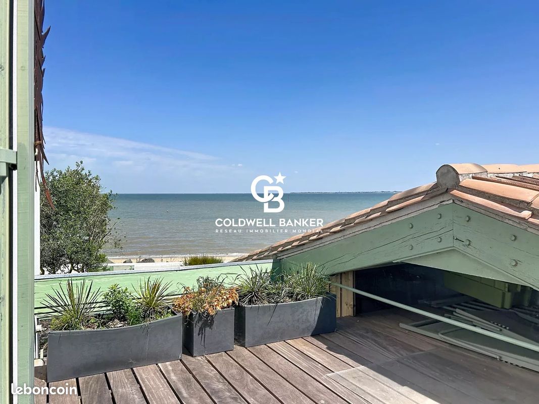 Maison 5 pièces 130 m² · à Rivedoux-Plage · 130 m² · 885 700 €
