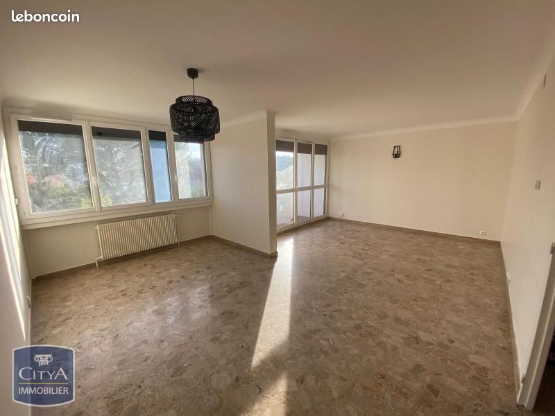 Appartement 3 pièces 72 m² · à Marignane · 72 m² · 1 021 €/mois