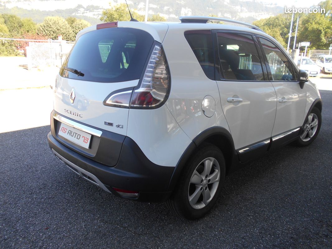 RENAULT SCENIC xmod dci 130 Energy Eco 2 Bose Edition 7cv (image 2)