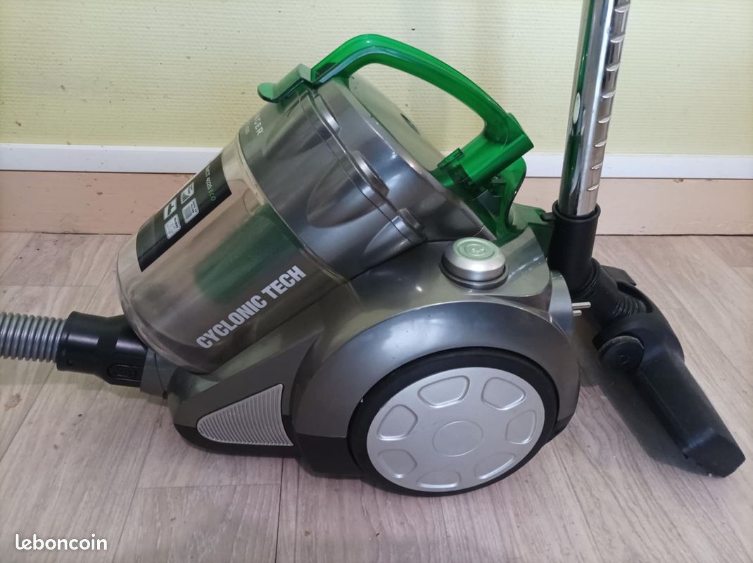 Aspirateur sans sac cyclone Singer SVCT 4020 Filtre HEPA lavable