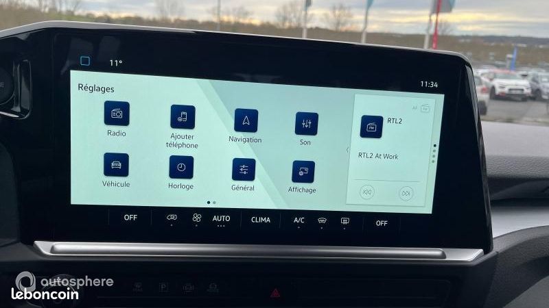 Volkswagen Caravelle L1 e 286ch 64kWh Life (image 9)