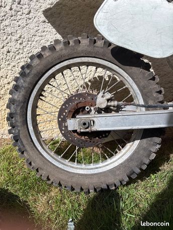 Roue arrière YZF - Équipement moto