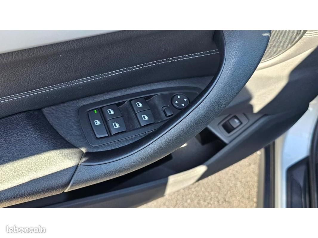 BMW X1 Advantage sDrive 16dA + Sieges avant chauffants + Carplay + Vitrage teinté (image 8)