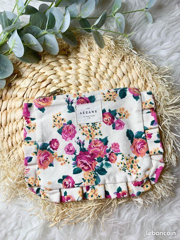 Sac Pochette Froufrou Sezane Pochette Sézane à Fleurs Accessoires