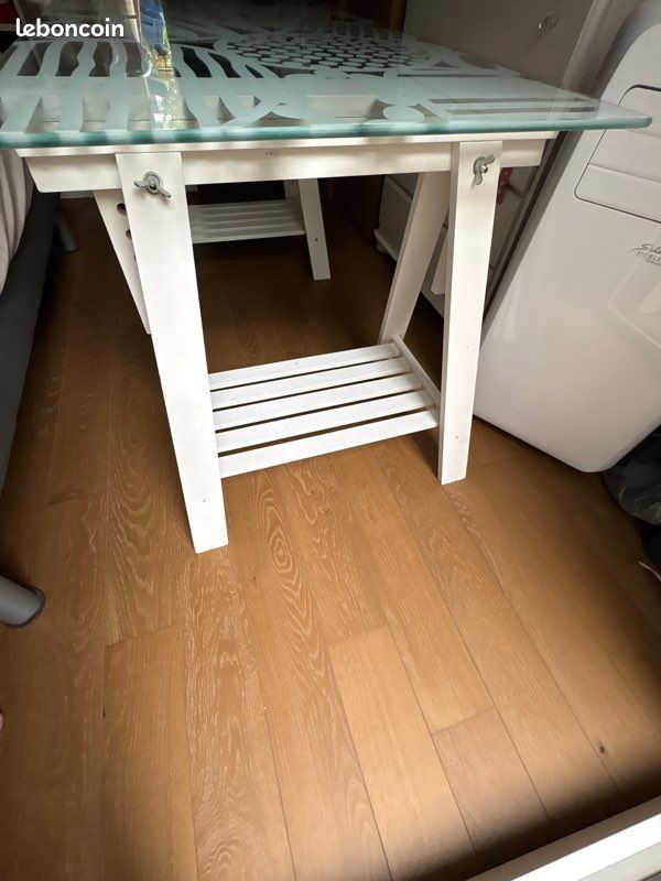 Bureau IKEA : plateau en verre trempé et un tréteau réglable IKEa (image 3)
