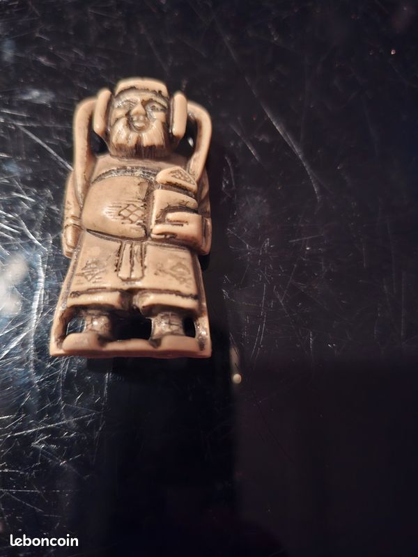 Dieu asiatique ancien (image 3)