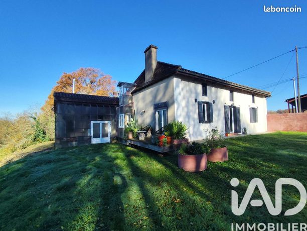 Propriété 3 pièces 116 m²