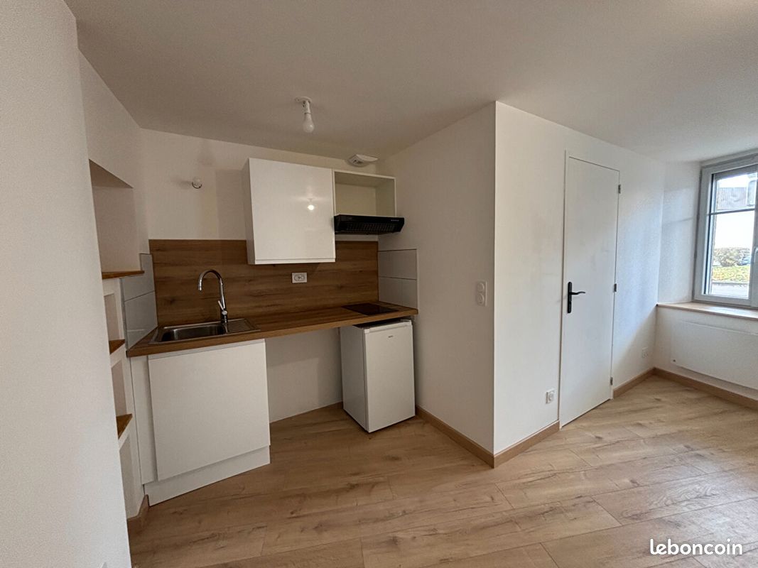 Appartement 2 pièces 35 m² · à Arc-lès-Gray · 35 m² · 320 €