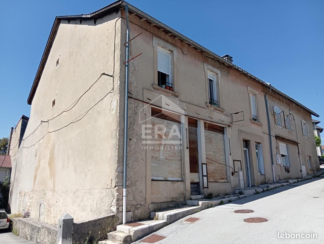Immeuble 615 m² · à Plateau d'Hauteville · 615 m² · 399 000 €