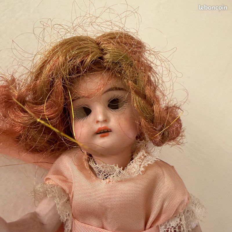 POUPEE ANCIENNE EN BISCUIT 1920 Mazeray 17400 Jeux - Jouets