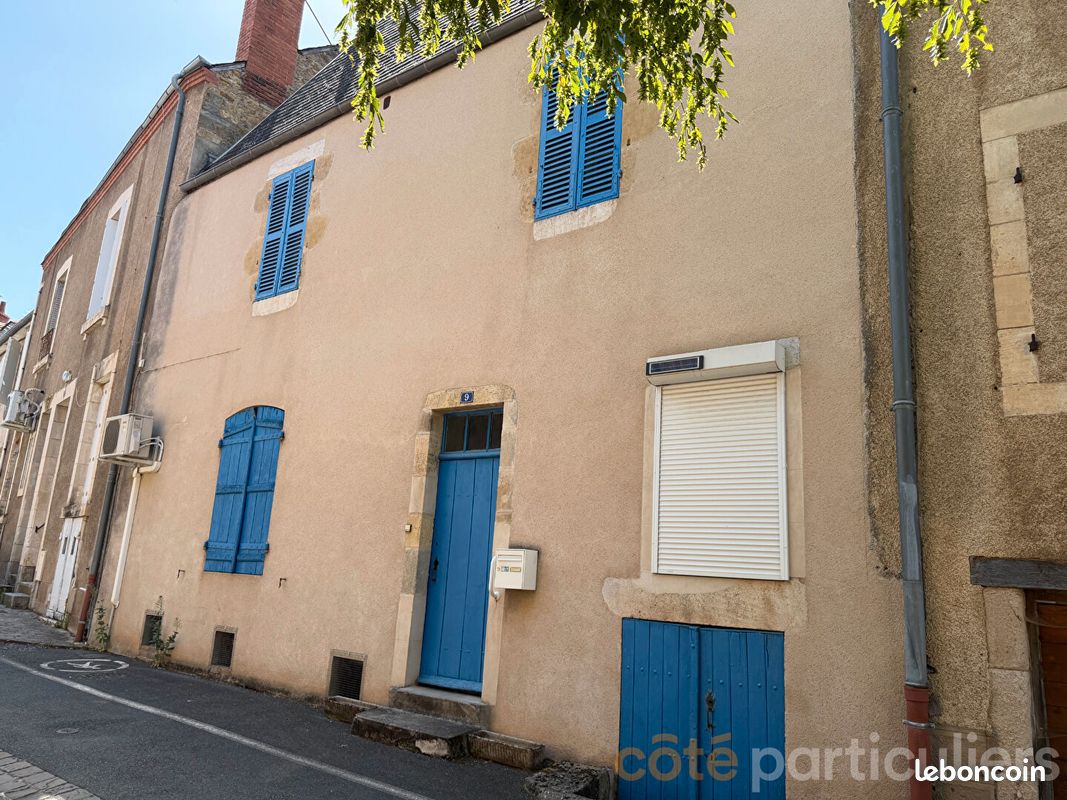 Maison 3 pièces 98 m² · à Châteaumeillant · 98 m² · 35 000 €