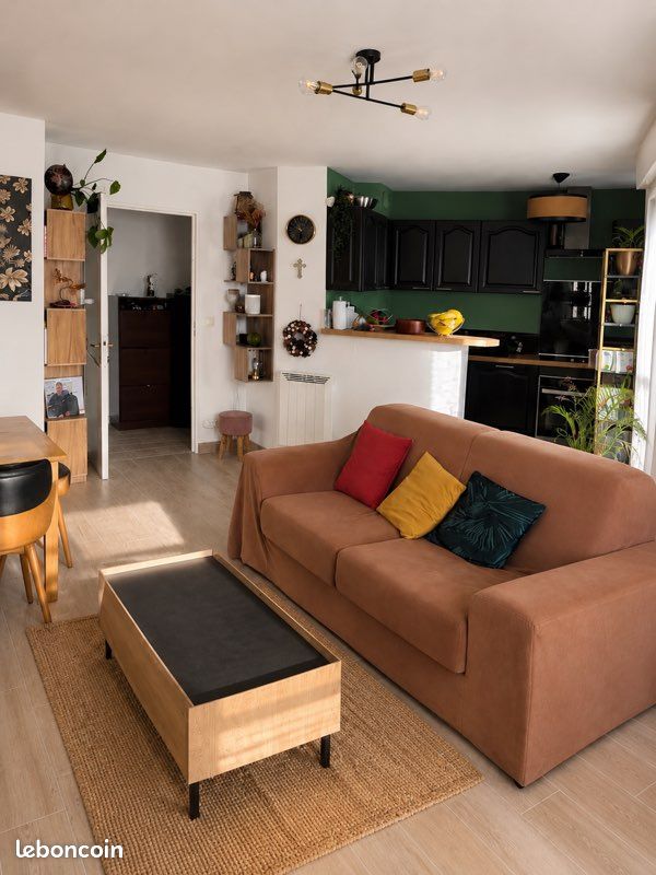 Appartement 2 pièces 47 m² · à Suresnes · 47 m² · 300 000 €