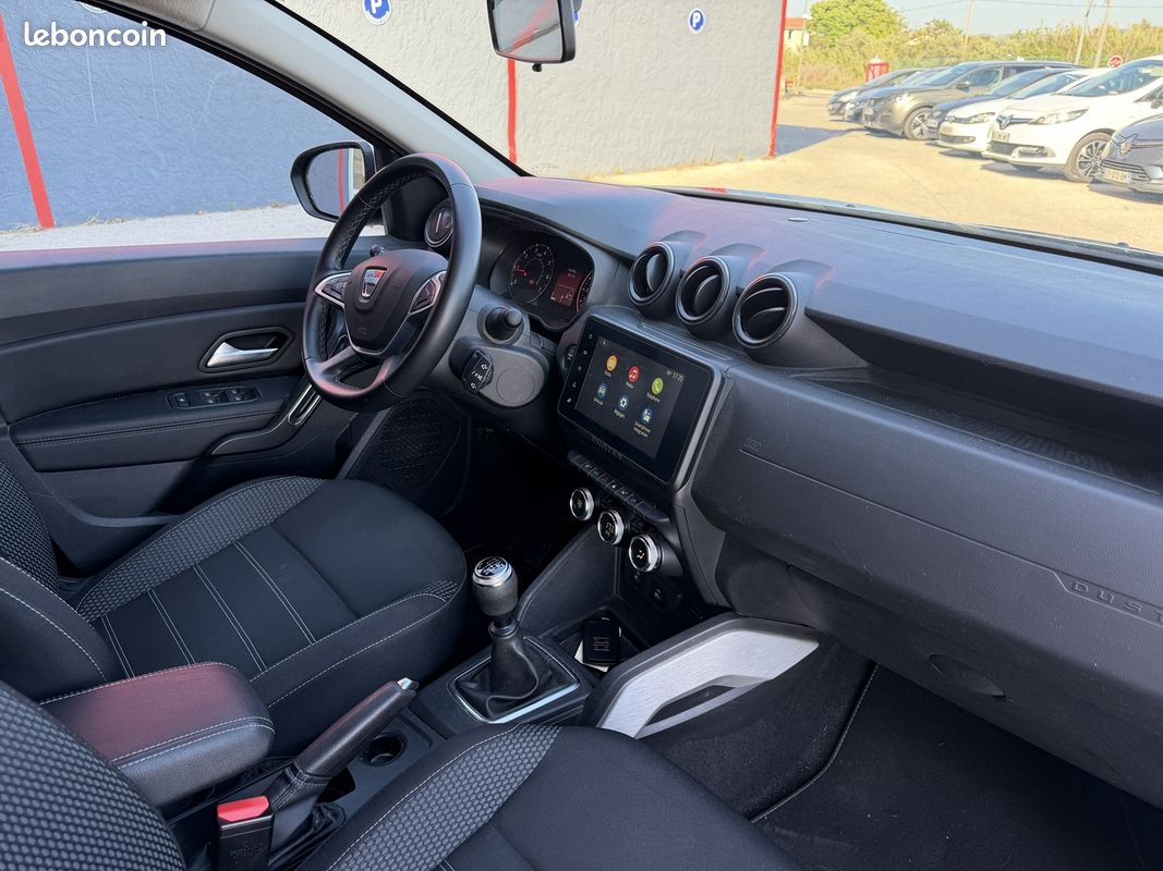 Dacia DUSTER 1.5 BLUE DCI 115CH PRESTIGE + 4X2 (image 9)