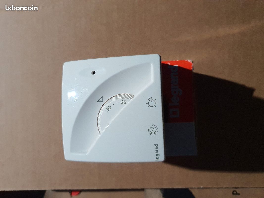 Thermostat mécanique Legrand (image 1)