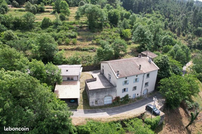 Mas 7 pièces 208 m²