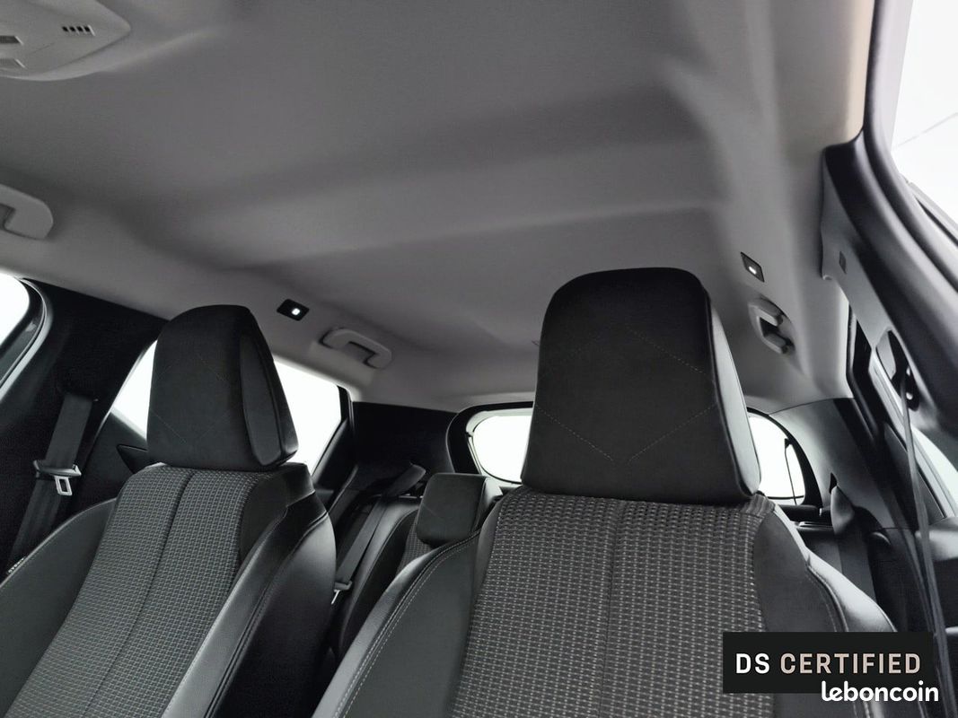 DS DS3 Crossback PureTech 130 EAT8 Performance Line (image 25)