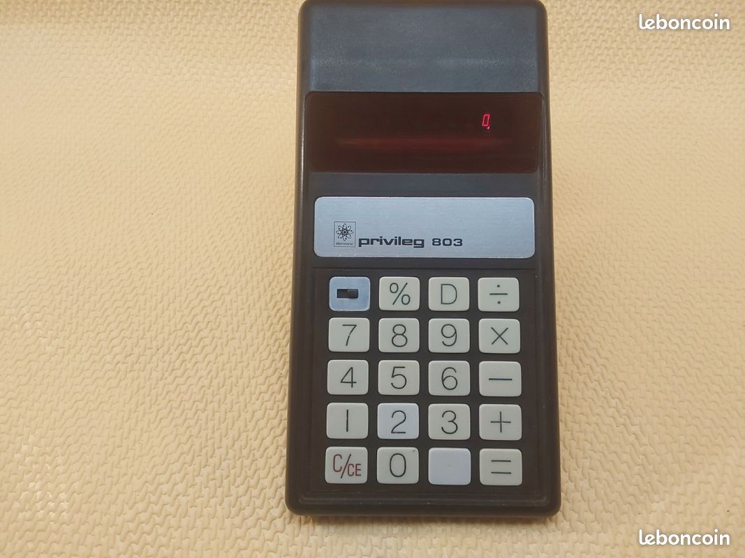 Calculatrice Mécanique Avec Interrupteur - Design Rétro - Avec Gros