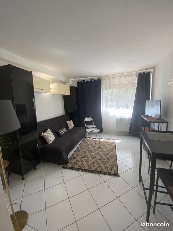 Appartement 1 pièce 20 m² · à Villeneuve-Loubet · 20 m² · 720 €/mois