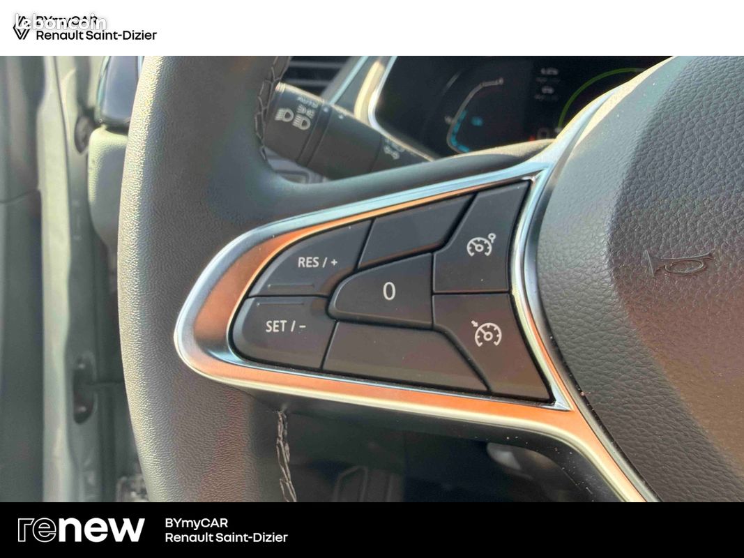 RENAULT Captur E-Tech hybride 145 Rive Gauche (image 17)