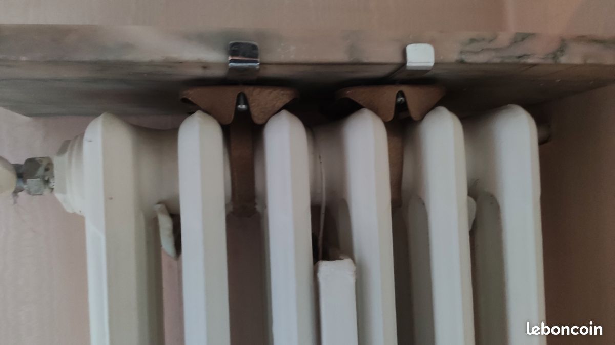 Tablettes / dessus de radiateur en marbre avec supports TBE (image 12)