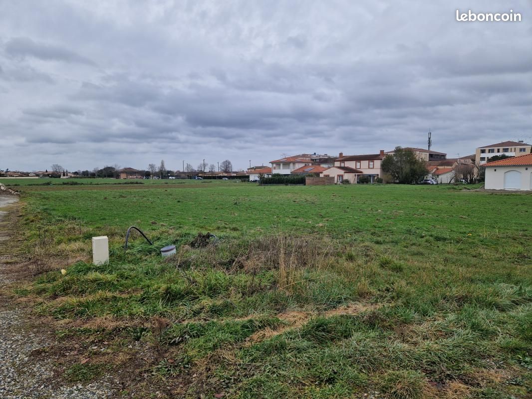 Terrain 504 m² Frouzins · 159 000 €