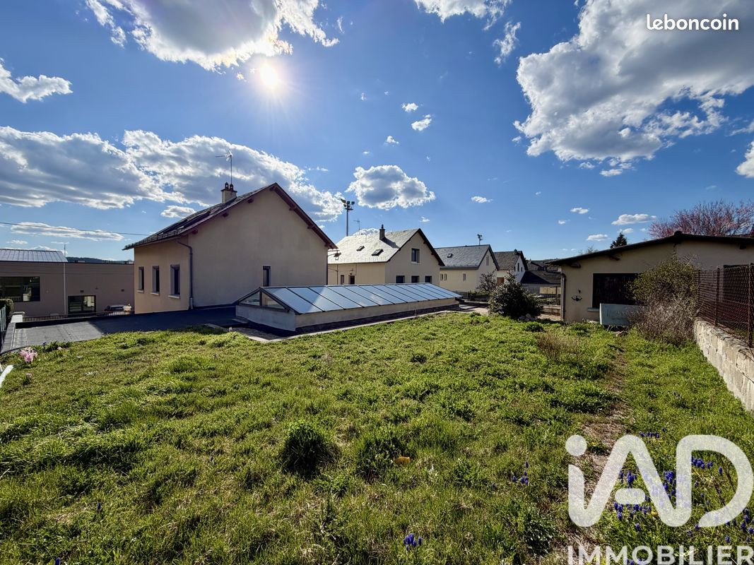 Maison 11 pièces 223 m² · à Saint-Chély-d'Apcher · 223 m² · 234 000 €