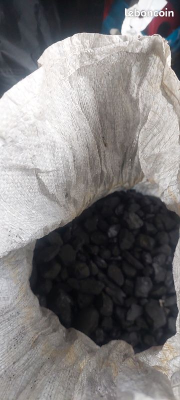 Charbon type coke apparemment (image 1)