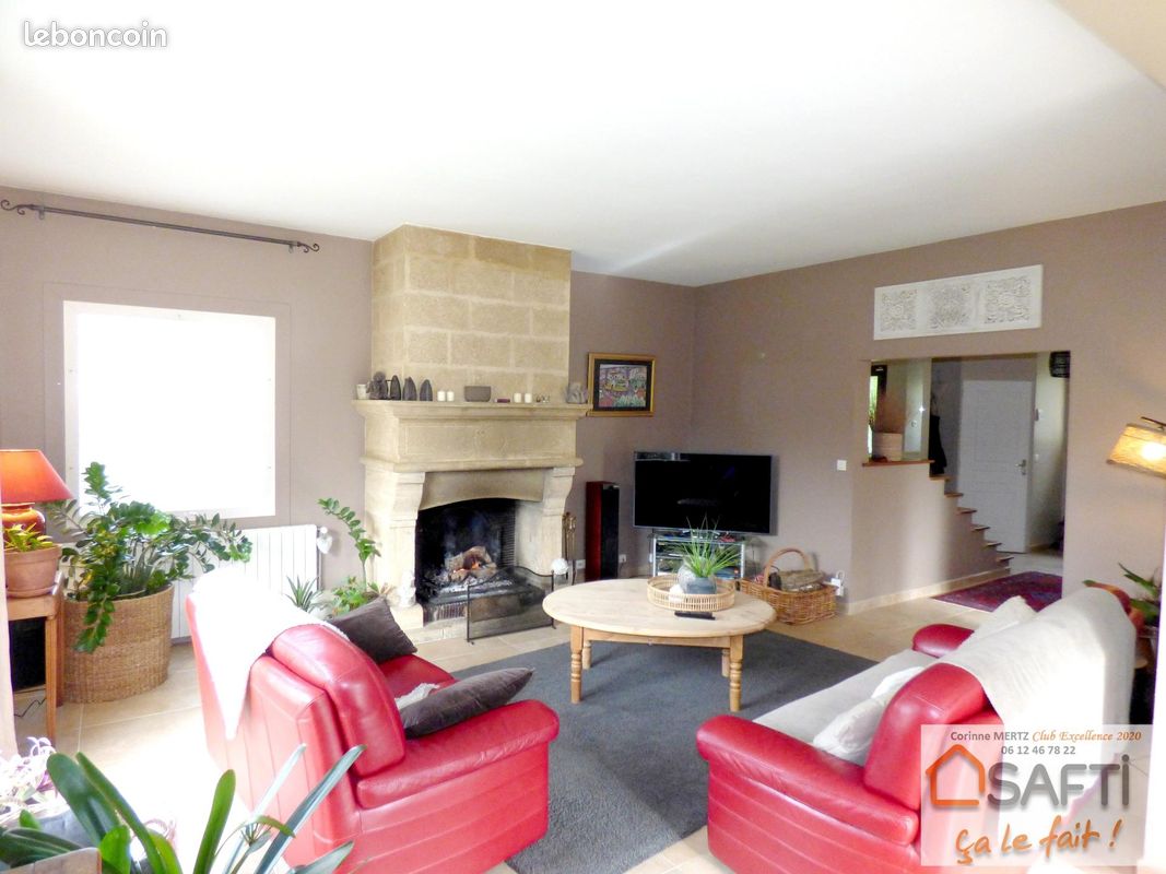 Maison 7 pièces 246 m² · à Jouars-Pontchartrain · 246 m² · 699 000 €