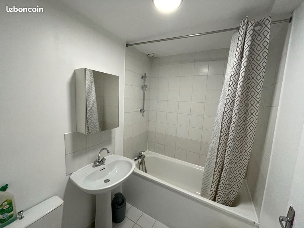 Appartement a louer chalons-en-champagne - 1 pièce(s) - 25 m2 - Surfyn