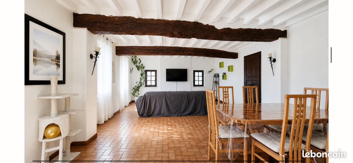 Maison 9 pièces 161 m² · à Val-au-Perche · 161 m² · 233 000 €