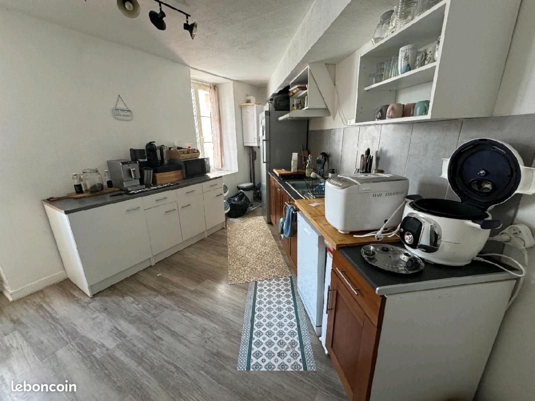 Local commercial 198 m² · à Segré-en-Anjou Bleu · 198 m² · 169 300 €