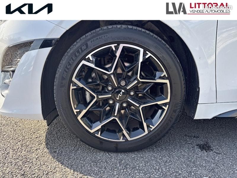 Kia ProCeed 1.5 T-GDi 140ch GT-line DCT7 (image 14)
