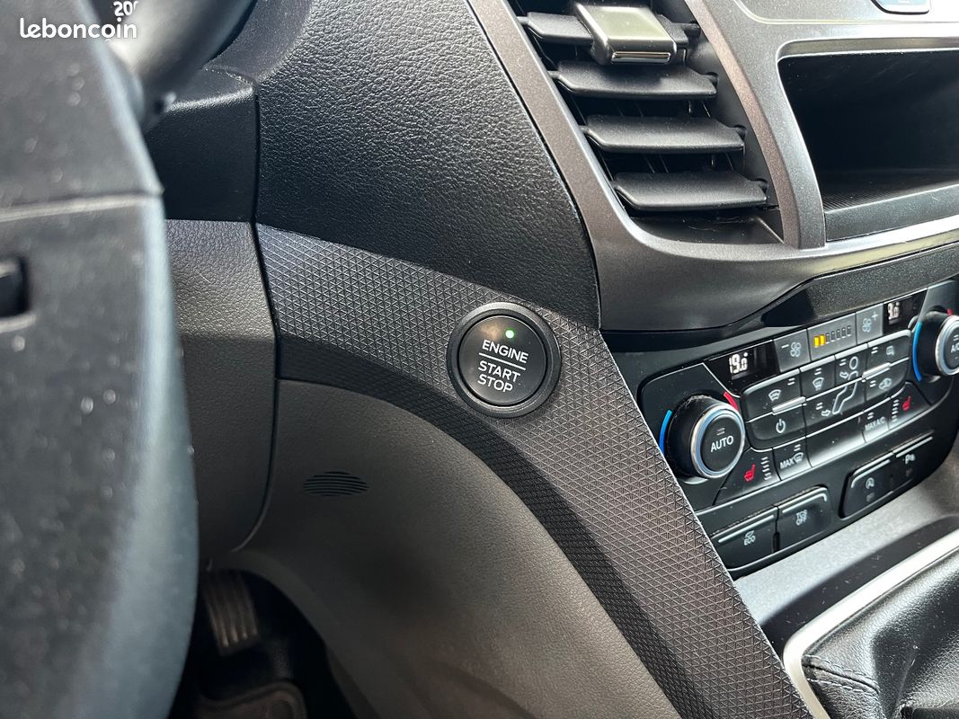 FORD TRANSIT CONNECT KOMBI VAN E85 L1 1.0 E100 Active - Carplay - Caméra de recul (image 29)